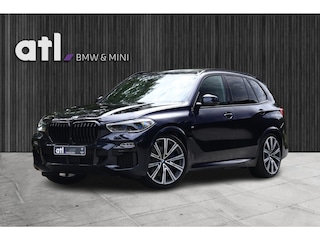 BMW X5 xDrive45e High Executive M-Sportpakket, Glazen panoramadak Sky Lounge, Head up Display, Soft Close, Harman Kardon, Gebarenesturing, DAB, Integrale actieve besturing, Niveauregeling 2 assen, Comfrortstoelen met geheugen, Merino Leder, Stoelverwarming voor en achter, Laserlicht, Massagefunctie, etc.