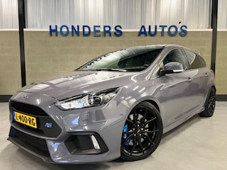 Ford Focus 2.3 RS 350PK I SCHAALSTOEL I SONY I CARPLAY I KEYLESS I LOUNCH CONTROL I CRUISE CONTROL I HISTORIE I AIRCO I 19" VELGEN