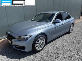 BMW 320i 184pk Executive Sportline Sedan