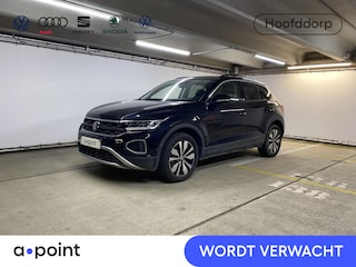 Volkswagen T-Roc 1.0 TSI Life Move 110 PK | Verlengde garantie | Navigatie | 17"LM velgen | Privacy glass |