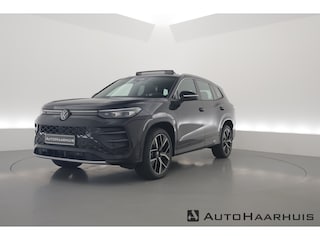 Volkswagen Tayron 1.5 eHybrid R-Line 272pk | Pano | Massage | Adapt. Cruise | Apple CarPlay | Stoel- Stuurverw. | 20''