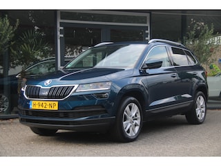 Skoda Karoq 1.5 TSI ACT Business Edition | Virtual Cockpit | Trekhaak | Achteruitrijcamera |