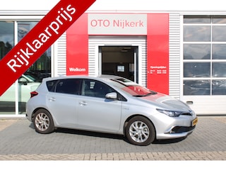 Toyota Auris 1.8 Hybrid Executive *Met Trekhaak!*