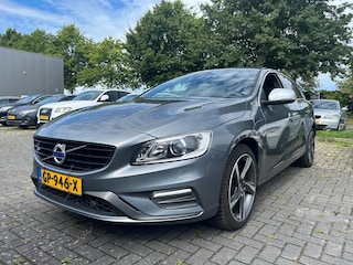 Volvo V60 BWJ 2015 2.4 D6 221 PK Twin Engine R-Design AUTOMAAT | NIEUW BINNEN !