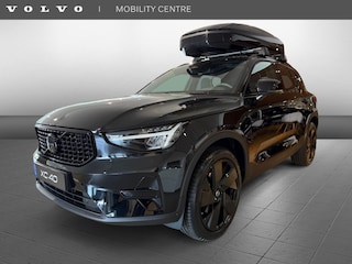 Volvo XC40 2.0 B4 Plus Black Edition | NIEUW | Schuif/-kanteldak | H&K Audi