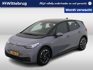 Volkswagen ID.3 Life 58 kWh Navigatie / Parkeersensoren / Clima / LED verlichting / Stoelverwarming / 18"