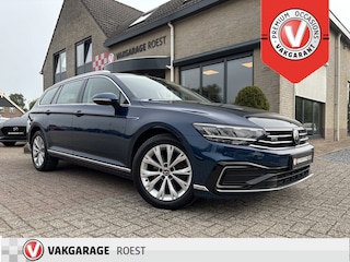 Volkswagen Passat Variant 1.4 TSI PHEV GTE Automaat Business Trekhaak / Panoramadak / Camera