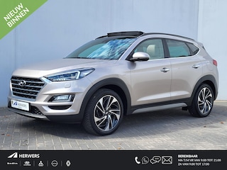 Hyundai Tucson 1.6 T-GDi ISG Shine DCT-7 Automaat / Dealer onderhouden / Panoramadak / Trekgewicht 1.600 kg / Navigatie / 360° camera / Krell premium audio / Android Auto / Apple Carplay / DAB / Geventileerde voorstoelen / Stuur-, voorstoel- en achterbankverwarming /