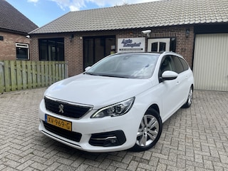 Peugeot 308 SW 1.2 PureTech Blue Lease Executive Panodak