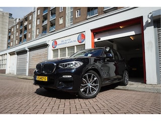 BMW X3 xDrive20i High Executive 3x M-SPORT (Aerodynamica/ onderstel/ interieur) Nederlandse BMW (NAP) | BMW dealer onderhouden | 20inch | Trekhaak | Sfeerverlichting |