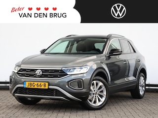 Volkswagen T-Roc 1.5 TSI Life Edition 150pk DSG | Navigatie | Adaptieve Cruise Control | Zwart Dak | Climatronic | LED | Stoelverwarming | Camera | Keyless Entry