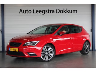 Seat Leon 1.0 EcoTSI Style Connect Camera | LED | Cruise | Radio/CD | Clima | Getint glas | 17" LMV | PDC V+A