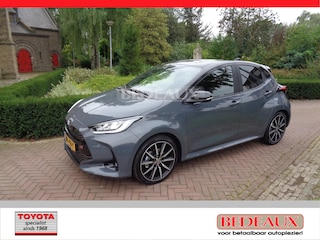 Toyota Yaris Hybrid 130-177pk CVT GR Sport, HUD ,bij Toyota specialist