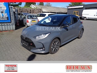 Toyota Yaris Hybrid 130-177pk CVT GR Sport, HUD ,bij Toyota specialist