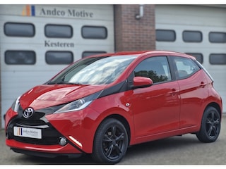 Toyota Aygo Automaat 5Drs 1.0 VVT-i x-play airco Lage kilometerstand