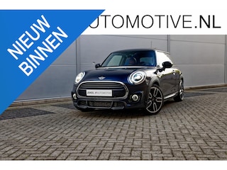Mini Mini/Cabrio/Clubman/Countryman Chili 1.5 JCW JCW Pack, Panoramadak, Leren bekleding, 18" LM velgen, enz