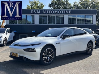 Xpeng P7 AWD Performance 86 kWh VAN: 49.900,- VOOR: 46.877,- UW HERFSTVOORDEEL: 3.023,- | UNIEKE KMSTAND! | ORIG. NL GELEVERD.