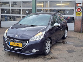 Peugeot 208 1.2 VTi Urban Soul/Trekhaak/Dis. riem vv op 125dkm