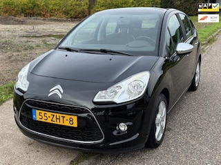 Citroën C3 1.2 VTi Collection 5-Drs ECC Audio-CD/MP3 Cruisecontrol ABS Colorpakket LMV 16" Trekhaak Dealeronderhoud Nieuwe Apk!