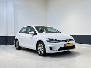 Volkswagen Golf E-DITION |SOH 91% | Apple Carplay/Android Auto |1 EIG | NL | Bluetooth | NAVI | LM velgen|