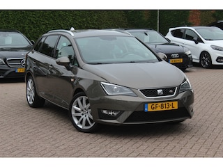 Seat Ibiza ST 1.2 TSI FR Dynamic / Trekhaak / Navigatie / Leder&Alcantara / Parkeerhulp achter / 17'' / Bluetooth / Getint glas / Cruise Control