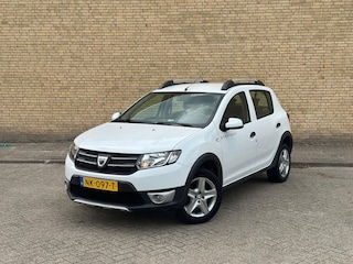 Dacia Sandero 0.9 TCe Stepway Lauréate (NAVIGATIE, MULTIMEDIA, AIRCO, CRUISE CONTROL, ELEKT RAMEN, SCHERM, PRIMA ONDERHOUDEN)