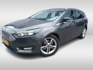 Ford Focus Wagon 1.5 Titanium / Trekhaak / Navigatie / Parkeerhulp V+A / Keyless / 16'' / Getint glas / Cruise Control
