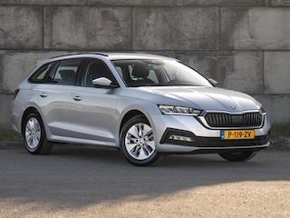 Skoda Octavia Combi 1.0 e-TSI Business Edition | Navi | CarPlay | PDC v/a | Keyless | Automaat