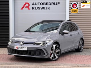 Volkswagen Golf 1.4 eHybrid GTE Pano/HuD/Camera/Blindspot