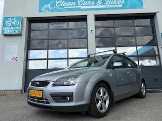 Ford Focus 1.6-16V First Ed.