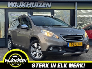 Peugeot 2008 1.2 PureTech Allure Automaat met Panorama dak !!! Vol opties !!!