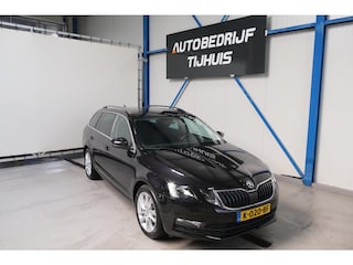 Skoda Octavia Combi 1.5 TSI Greentech Business Edition Automaat - N.A.P. Airco, Cruise, Navi, PDC.