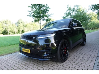 Land Rover Range Rover Sport 3.0 P510e First Edition | Pano | Meridian | Luchtvering | 4 Wiel sturing | 360 Camera | Massage stoelen | Stoel ventilatie | HUD | Glascoating |