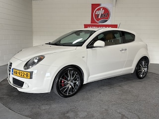 Alfa Romeo Mito 0.9 TwinAir Exclusive, Volledig dealer onderhouden,18 inch, Leer, Climate, Navi, Blue tooth, Cruise control, Navi, Blue tooth, Prachstaat