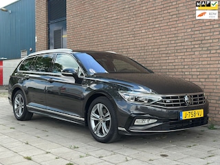 Volkswagen Passat Variant 1.5 TSI R-Line Business +