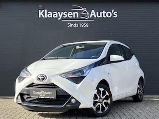 Toyota Aygo 1.0 VVT-i X-play | dealer onderhouden | apple carplay/android auto | airco | camera | bluetooth | 34.000 KM