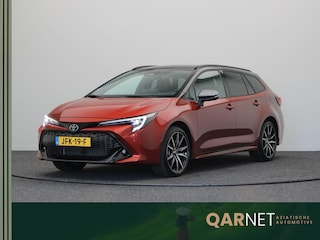 Toyota Corolla Touring Sports Hybrid 180 GR Sport | Bi tone | Stuur, voorruit en stoelverwarming | Elektrische Achterklep | Adaptieve Cruise Control |