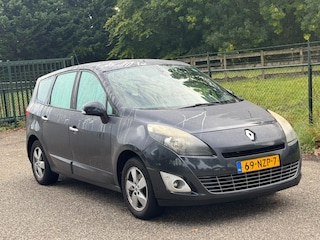 Renault Scénic 1.4 TCe Dynamique 7p. / INRUILKOOPJE /