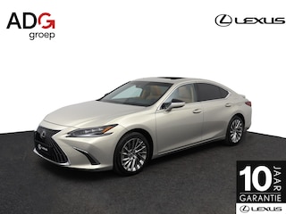 Lexus ES 300h President Line | Nieuw! | Uit voorraad leverbaar! | Mark Levinson | Hyper Chroom velgen | Rondomzichtcamera