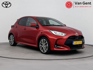 Toyota Yaris 1.5 Hybrid 130 Executive | Navigatie | Dodehoek detectie | Stoel-/stuurverwarming | Parkeersensoren voor/achter | 17 inch | Apple Carplay / Android Auto