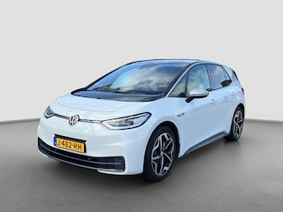 Volkswagen ID.3 First Plus 58 kWh Stoel+Stuurverwarming | Matrix LED | Keyless | Camera | PDC voor en achter