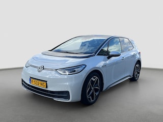 Volkswagen ID.3 First Plus 58 kWh Stuur+Stoelverwarming | Matrix LED | Keyless | Camera | Full map navigatie | PDC voor + Achter |