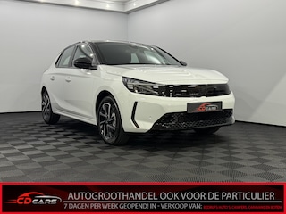 Opel Corsa 1.2 GS Line Half leder, Camera, Apple carplay, Virtual desk, Winterpakket, Cruise control, 2  jaar garantie
