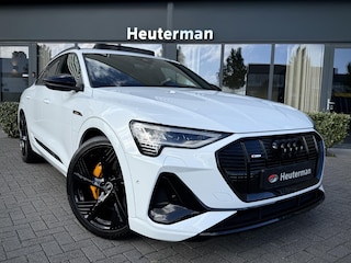 Audi E-tron 50 Quattro S Line RS zetels/ Pano/ B&O/ Trekhaak