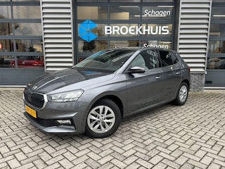 Skoda Fabia 1.0 TSI Business Edition | Cruise control | Parkeersensoren | DAB | Aplle Carplay |