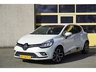 Renault Clio 0.9 TCe 5drs Intens BJ2017 Lmv 16" | Led | Pdc | Navi | Keyless entry | Achteruitrijcamera | Climate control | Cruise control | Extra getint glas