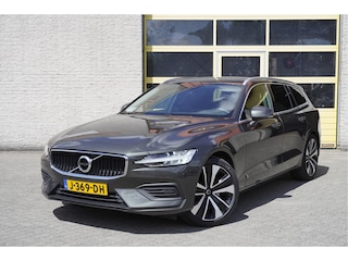 Volvo V60 2.0 T4 Momentum Pro BJ2020 Lmv 19" | Led V+A | Pdc | Navi | Elek. trekhaak | Elek. achterklep | Verwarmd voorruit | Virtual cockpit | Climate control | Cruise control | Extra getint glas