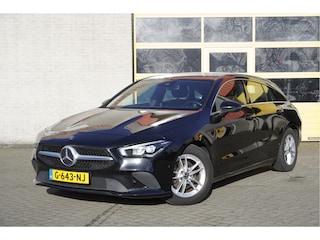 Mercedes-Benz CLA Shooting Brake 180 Automaat! Advantage BJ2019 Lmv 16" | Led | Navi | Pdc | Elek. achterklep | Achteruitrijcamera | Virtual cockpit | Climate control | Cruise control | Verwarmde voorstoelen | Zwarte hemel | Getint glas