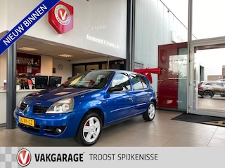 Renault Clio 1.2-16V Campus,5Deurs,5Zits,Airco,Elektrischpakket,Stuurbekrachting,Centraledeurvergrendeling,15 Inch Lmv