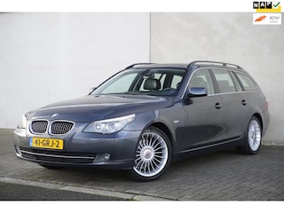 BMW 5-serie Touring 523i Business Line, 6 cilinder, Automaat